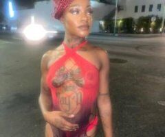 🍫 Petite Temptress Visits NOLA! 💋✨ - Image 7