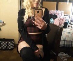 Roxie Ready to Sizzle in Nashville! 💋🍑💦 - Image 5