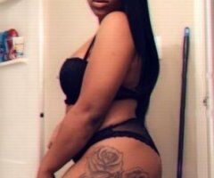 Memphis' Sweet Sensation 🍑💦 Ready to Play? - Image 2