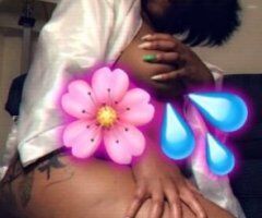 Memphis' Sweet Sensation 🍑💦 Ready to Play? - Image 3