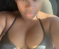 Thick & Tempting Treat 🍑💋 Dive Into Delight 💦😘