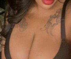 Busty Delight in Hartford 💋🍑 Ready to Play? 💦 - Image 2