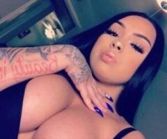 One Night in Paradise 🍑💋 Don't Miss Out! - Image 4