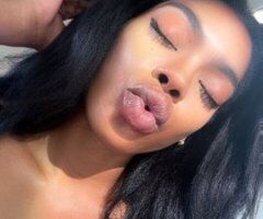 Sizzling Slim Seductress in Jax 💋🔥 Ready to Play?