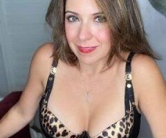🔥💦Curvy MILF Craves Your Skilled Touch💋🍑 - Image 3