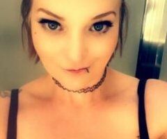 🌟 Six-Foot Temptress Awaiting You 💋🔥 - Image 3