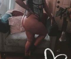 Knoxville Kisses & Naughty Wishes 💦💋🍑 - Image 9