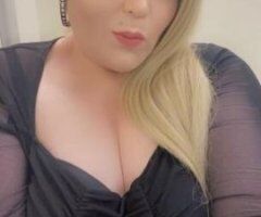 Curvy Trans Temptress Ready to Play 🍑💋💦 - Image 5