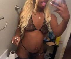 Waco's Wild Fantasy 💋💦 Ready to Play? 🍑🔥
