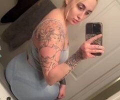 Thicc Blonde Delight Awaiting You 😘💋💦 - Image 4