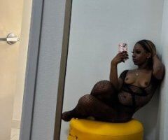 Slippery & Sweet 🍑 Your Wet Dream Come True 💦 24/7 - Image 4