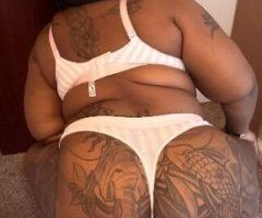 🔥Wilmington's Throat Goddess Awaits! 💋🍑👅 - Image 9