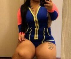 Curvy Queen Awaits Your Desires 💋🍑 Ready to Play? 💦 - Image 4