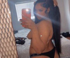 HoneyRaw's Tempting Escape 🍯🖤 Outcalls Only 💋💦 - Image 3