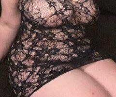 Visalia's Hottest Snowbunny Awaits You ❄️💋🔥