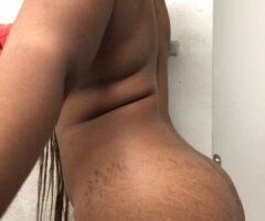 Orlando's Sultry Siren Awaits You 🍑💦 - Image 2