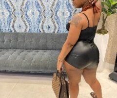 Houston's Wet & Wild Secret 🌟💦🍑