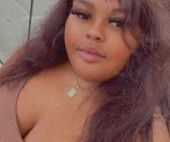Curvy Delight 🍑💋 Raw & Real Adventure in Queens! - Image 2