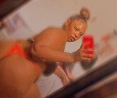Curvy Cutie Ready to Play 🍑💋💦 - Inland Empire - Image 2
