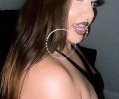 💋 Bronx's Boricua Delight: Chubby Babe, Throat Goddess 💦💋 - Image 2
