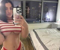Miami's Temptress Awaits You 🌴💋🍑