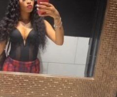 🍑 Houston's Sweetest Temptation 💋💦 - Image 2