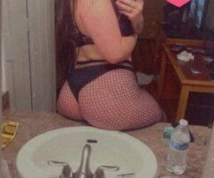 Seattle's Sweet Seduction 🍑💋🤤 - Image 2