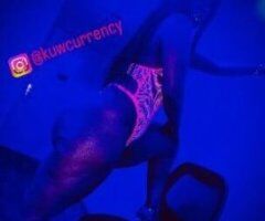Queens' Sensual Escape 💋💦 Indulge & Play 😘🍑 - Image 2