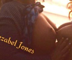 Blonde Bombshell on the Move 💋💦 Catch Me If You Can! - Image 3