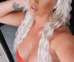🔥 Curvy Blonde Tease in Palm Springs 🍑💦💋 - Image 3