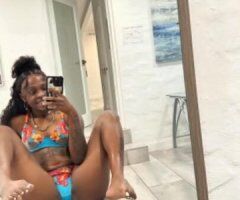 Miami's Curvy Fantasy Awaits! 💋💦 Let's Play! 🍑 - Image 3