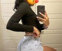 💋 Cum & Play with Peachez: Big Booty Temptation 🍑🔥 - Image 2