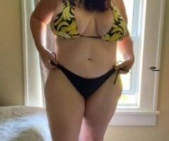 🔥 Tall, Thick & Tempting Cougar Awaits 💋💦