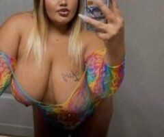 Visalia Vixen: 💦 Tight Treat Awaits 🍑💋 - Image 3