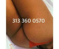 5'1 Fun-Sized Squirter Ready for YOU! 💦💋🍑 - Image 4