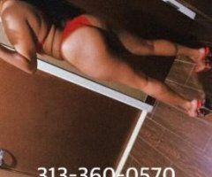 5'1 Fun-Sized Squirter Ready for YOU! 💦💋🍑 - Image 6