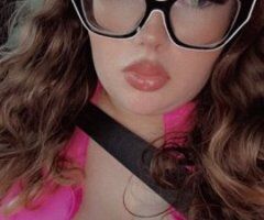Indulge in Pure Pleasure 🍑🔥 Yours to Explore 💋💦