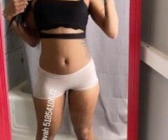 Funsized Ebony Delight 🍑💋 Ready to Play?