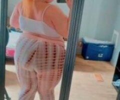 Greenville's Juicy Temptation 🍑💦💋 - Image 7