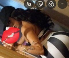 Goddess Yella 🍯💦 Ready to Tempt and Tease 😘🔥 - Image 11