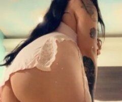 Long Beach's Island Gem 🍑💦 Let's Play! 🌴💋 - Image 2