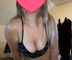 🔥 Chicago's Sizzling Temptress Awaits 🔥 🍑💋 - Image 5