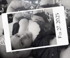 Curvy Delight Awaiting 😘💦 Indulge in BBW Bliss 🍑💋 - Image 2