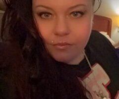 Curvy Delight Awaiting 😘💦 Indulge in BBW Bliss 🍑💋 - Image 4