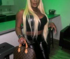 🍑🍭 Waco's Trans Temptation! 💋💦 - Image 2