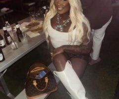 🍑🍭 Waco's Trans Temptation! 💋💦 - Image 3