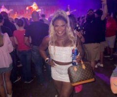 🍑🍭 Waco's Trans Temptation! 💋💦 - Image 10