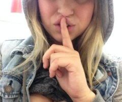 Spanish Blowjob Queen Awaits 🍌💦👑 - Image 2