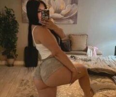 🍑 Hot & Tempting Snow Bunny Awaits 💦💋 - Image 3