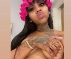 Milwaukee's Juicy Temptation 🍑💋💦 - Image 9